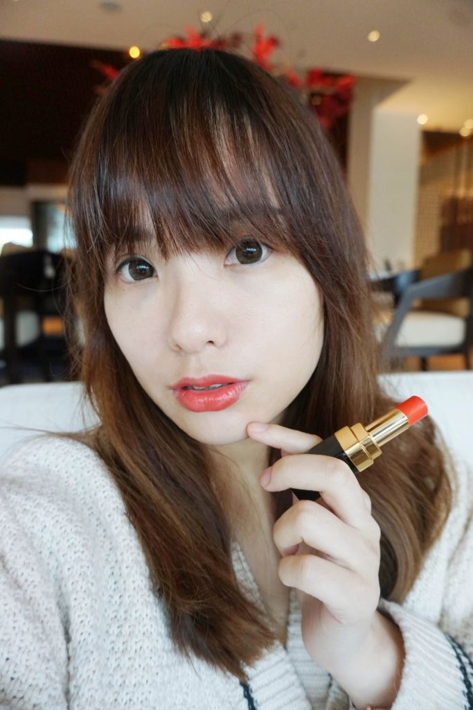 香奈儿COCO晶亮水唇膏