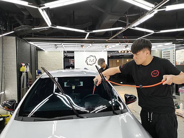 墨刻鍍膜/汽車包膜/專業洗車/專業洗車打蠟