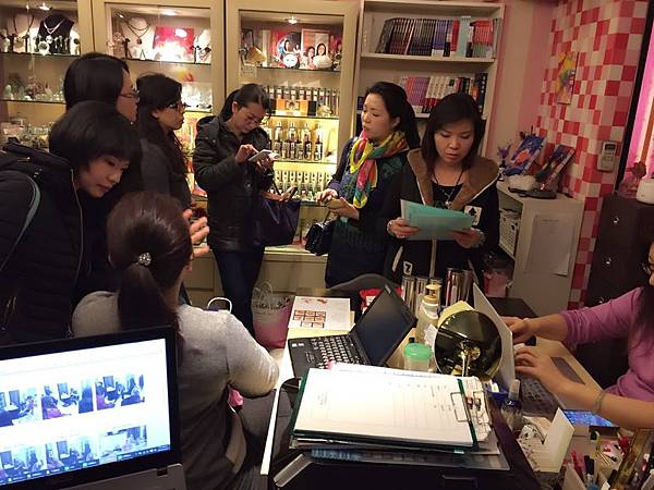 沈嶸魔法命理學院/ 許願/魔法/能量風水/塔羅牌占卜/通靈