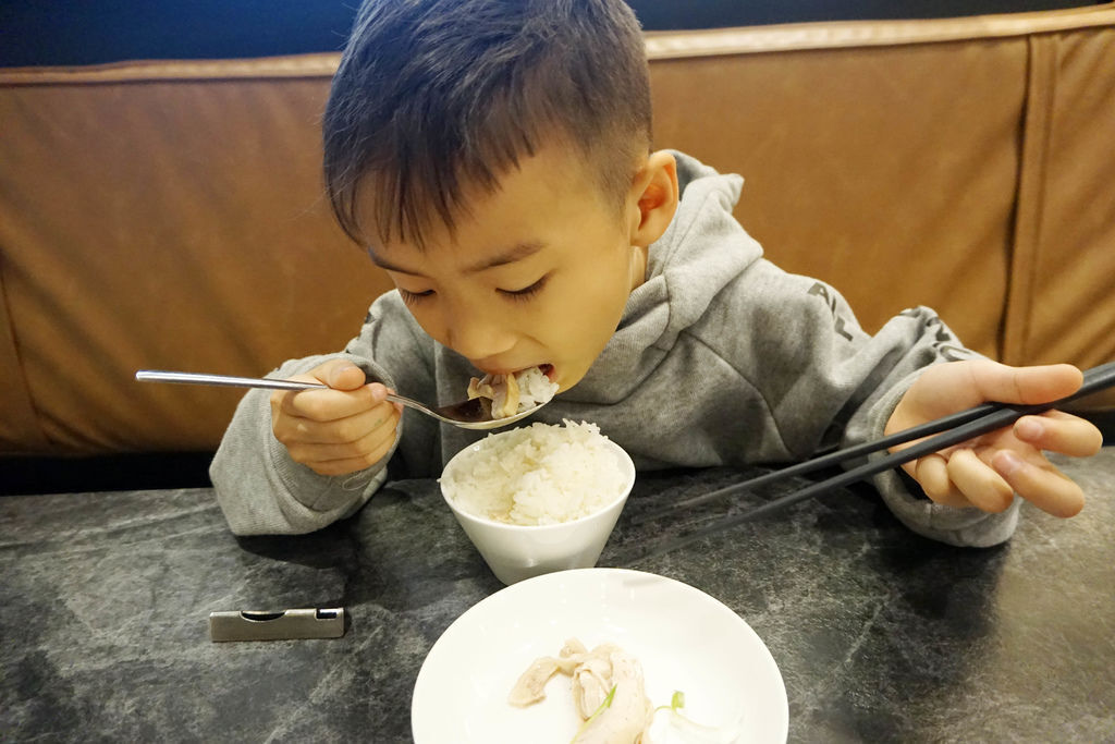 微風信義餐廳推薦/飯BAR