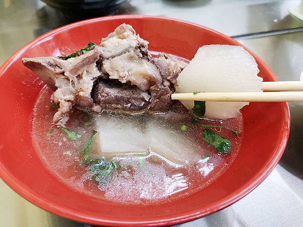 龍山寺美食/阿豆師原汁排骨湯