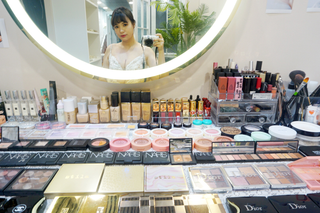 韩国艺匠 - Korean Artiz Studio婚纱摄影‎/明星婚纱/手工婚纱/台北婚纱推荐