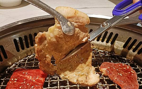 LINE_ALBUM_20221028 _1_221030_5_0.jpg LINE_ALBUM_20221028 _1_221030_5_0.jpg