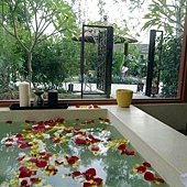 庭園房型浴缸