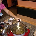 20080807 MK火鍋 甜味湯頭.jpg