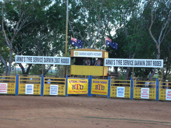 20070818 darwin rodeo 001.jpg