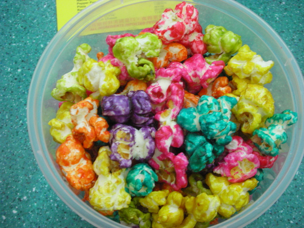 開蓋後繽紛的色彩