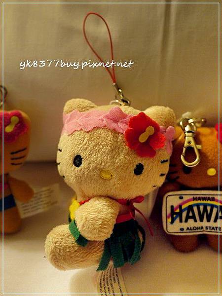 夏威夷限定 ♥ Hello Kitty 草裙舞花環吊飾 