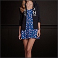 Hollister Woods Cove Hoodie N2.jpg