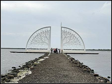 三升四暑假環島 Day2~ 青鯤鯓鹽田 & 福爾摩沙帆船酒店 三升四暑假環島 Day2~ 青鯤鯓鹽田 & 福爾摩沙帆船酒店