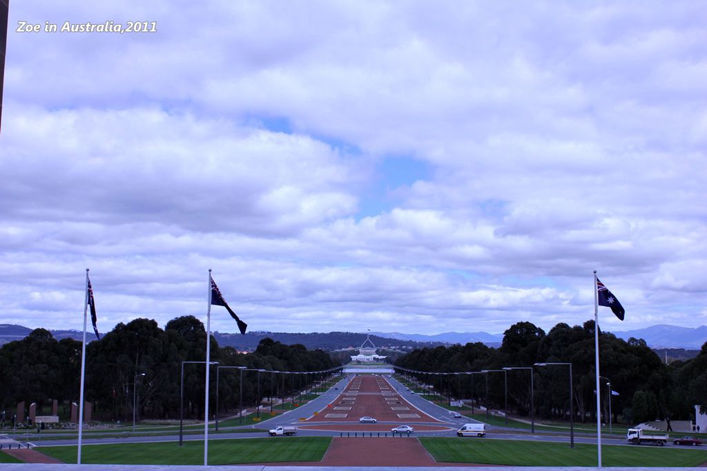 澳洲戰爭博物館外面對國會大樓