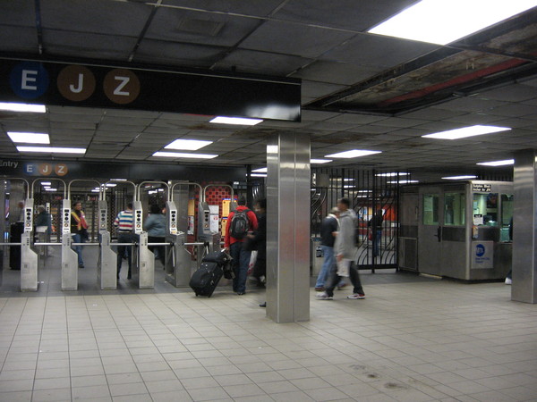 Subway Jamaica Station