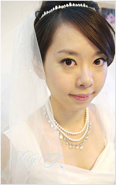 台北新娘秘書 bridal hair and makeup