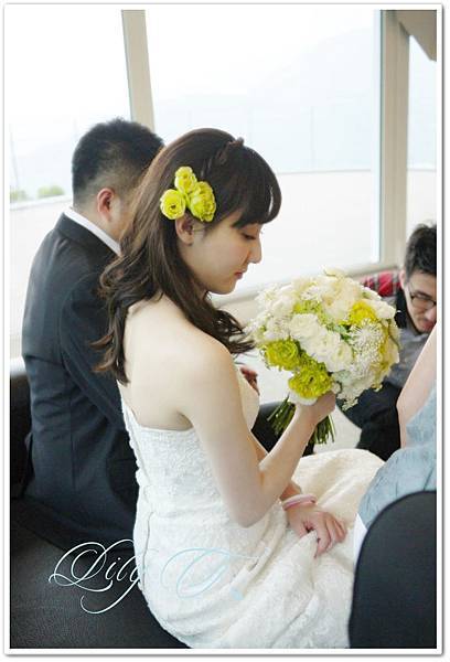 自助婚紗新娘秘書 婚紗造型 Lily 左永立 bridal hair and makeup