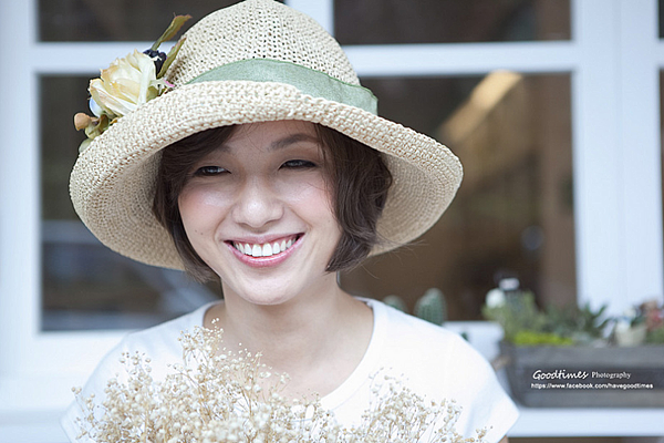 bridal hair and make up by Lily Tso 左永立 整體造型 新娘秘書 自助婚紗 短髮造型