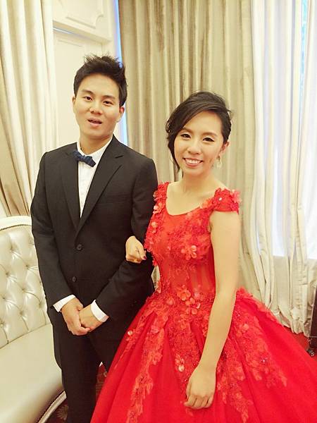 台北新娘秘書Lily左永立 短髮新娘造型 自助婚紗造型 新娘化妝造型 海外新秘服務 整體時尚彩妝造型 個人彩妝教學 台北新娘秘書Lily左永立 短髮新娘造型 自助婚紗造型 新娘化妝造型 海外新秘服務 整體時尚彩妝造型 個人彩妝教學