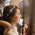 台北新娘秘書Lily左永立 新娘典雅婚紗造型 美式婚禮 韓式新娘造型 自助婚紗造型  新娘化妝造型 海外新秘服務 整體時尚彩妝造型 個人彩妝教學 晶華酒店 CHwedding