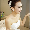 台北新娘秘書Lily左永立 新娘整體造型師左永立LilyTso 短髮新娘造型 歐美新娘造型 自助婚紗造型 新娘化妝髮型 海外婚禮婚紗新秘造型服務 整體時尚彩妝造型 個人彩妝教學 bridalshorthair