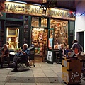 9.法国巴黎 Shakespeare and Company书店