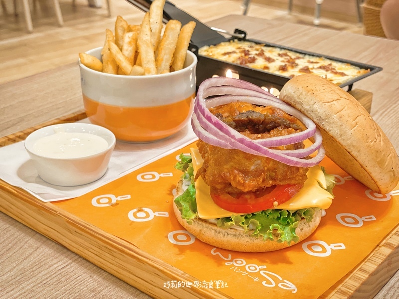 woosaパンケーキ屋莎鬆餅屋 || 下午茶就來一份軟綿綿的日式雲鬆餅吧 (台中大遠百3樓)