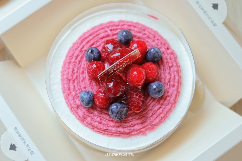 2021台中母親節蛋糕推薦 杏屋乳酪蛋糕 Young‧漾 疼愛-覆盆子雙層重乳酪 2021台中母親節蛋糕推薦 || 台中在地10家人氣母親節蛋糕推薦懶人包