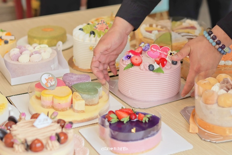 2021台中母親節蛋糕推薦 || 台中在地10家人氣母親節蛋糕推薦懶人包 自取 宅配 2021台中母親節蛋糕推薦 || 台中在地10家人氣母親節蛋糕推薦懶人包