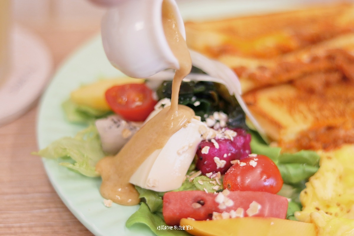 台中早午餐推薦 | 阿飛brunch | 想吃先訂位!台中火車站巷弄的森林系早午餐,適合和長輩一起來吃唷~