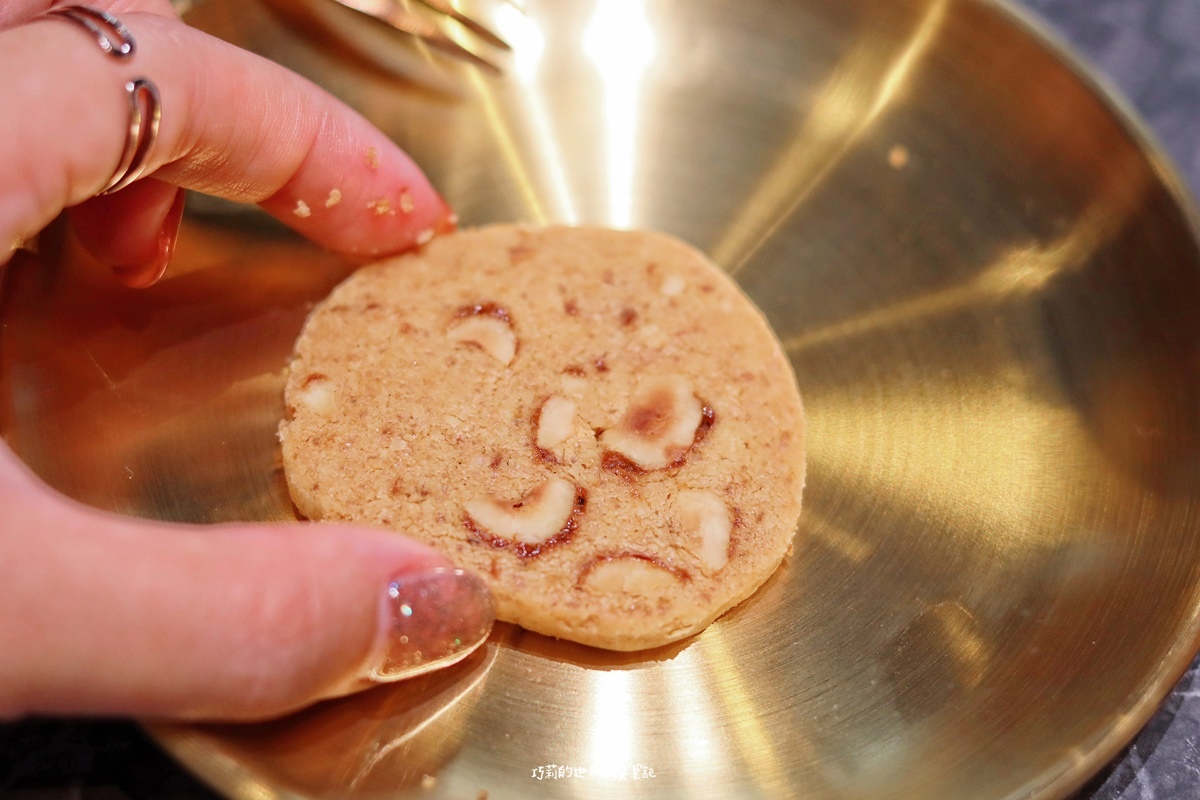 台中喜餅推薦 | Hera 赫拉 頂級喜餅,台中七期最美喜餅店,在玻璃屋一見鍾情的手工喜餅