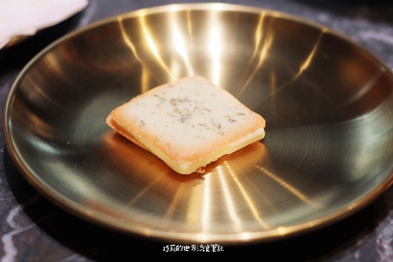 台中喜餅推薦 | Hera 赫拉 頂級喜餅,台中七期最美喜餅店,在玻璃屋一見鍾情的手工喜餅