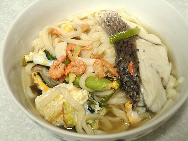 蔥開魚麵