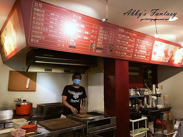 超好吃的新加坡亞坤早餐 →亞坤咖椰吐司Ya Kun Kaya Toast 新加坡必吃美食 (11).jpg