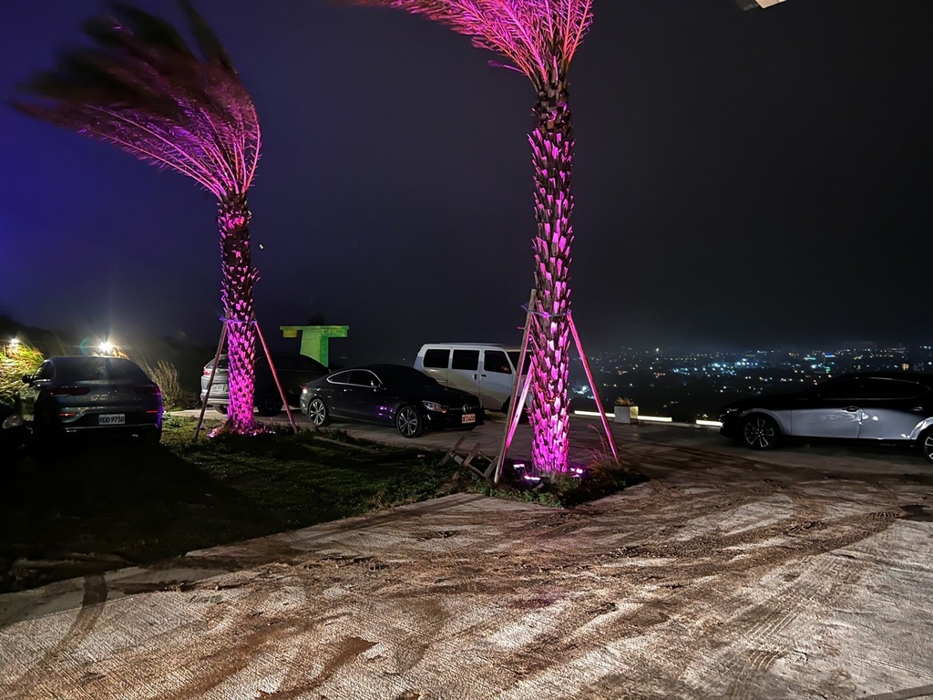 LINE_ALBUM_夏夕夏景_211229_0.jpg LINE_ALBUM_夏夕夏景_211229_0.jpg