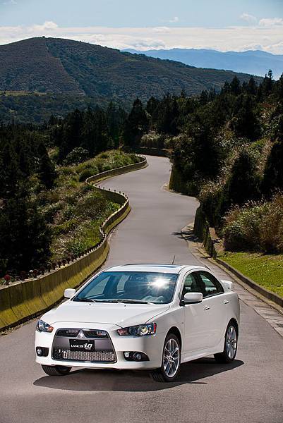 Mazda3 Fortis (2)