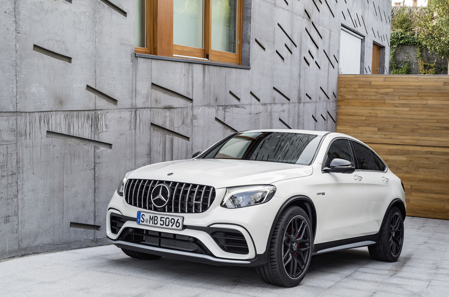 Mercedes-AMG GLC 63 S 4MATIC+ Coupé以流線外型與驚人的的510匹馬力提供更強悍的選擇 (配備以實車為準).jpg