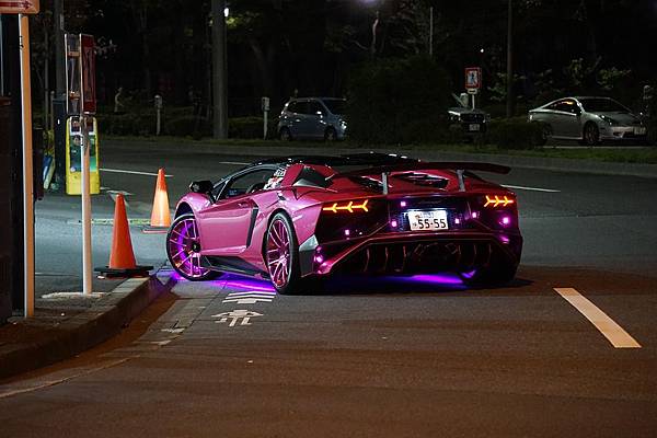 Lamborghini藍寶堅尼汽車tokyo-4132144_960_720.jpg