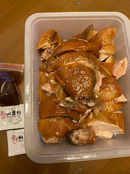 台北松山．雞大王飯館│甘蔗雞鹹水雞專賣店，八德路上近光復南路的新開雞肉店