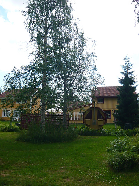 看起來很像覽車車廂的那個圓圓的東西是Sauna