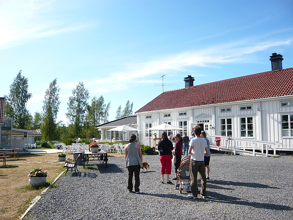 並且服務生都非常帥