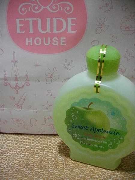 ETUDE HOUSE (7).JPG