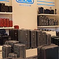 20121215-028. RIMOWA