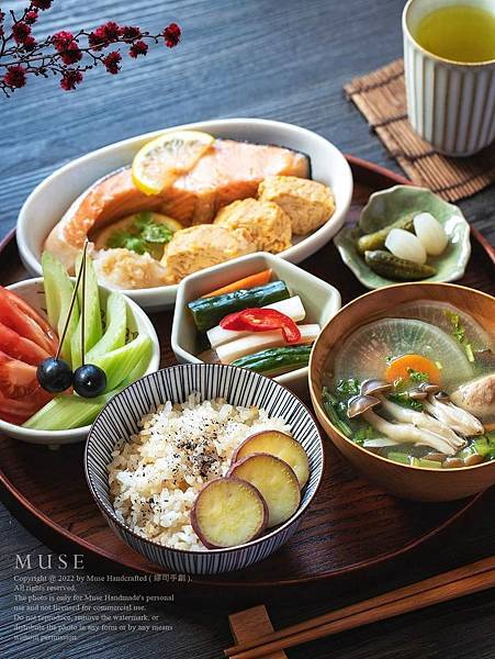 繆司廚房【和風鮭魚定食】切勿盜圖，違者必究