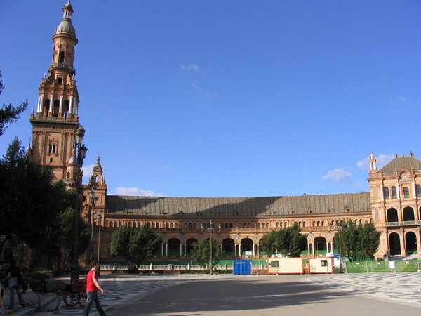 Sevilla的西班牙大廣場---左