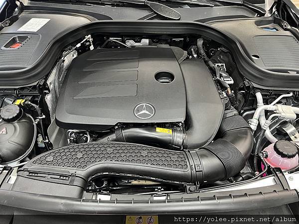 Mercedes-Benz C253 GLC200 COUP