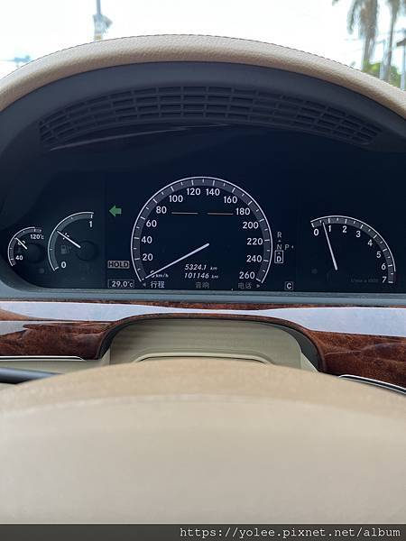 Mercedes-Benz W221 S350 氣壓懸吊系統