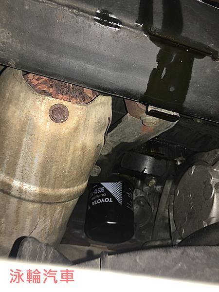 美規車TOTOTA SIENNA 來泳輪汽車維修保養-更換機油、機油芯 美規車TOTOTA SIENNA 來泳輪汽車維修保養-更換機油、機油芯