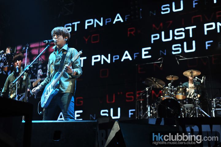 cnblue_4_20120108_1824970587.jpg