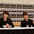 cnblue-la-stand-up-live-pc-7