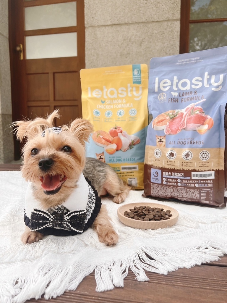 麻糬糬與letasty鮮樂嚐(犬貓飼料)