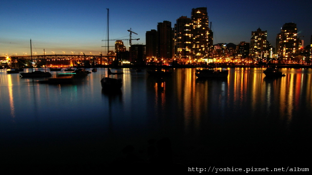 00251_vancouveratnight_2560x1600.jpg