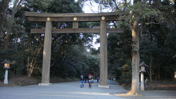 明治神宮外面的鳥居